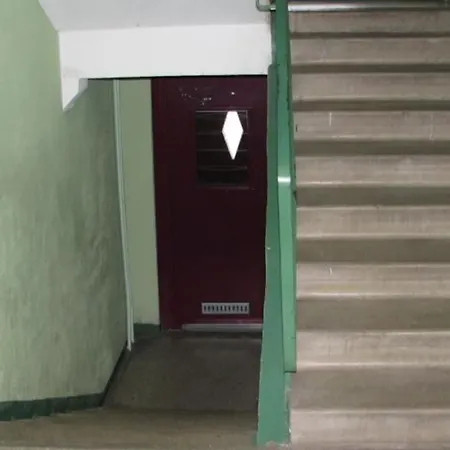 Cozy 2-room Apartamento *